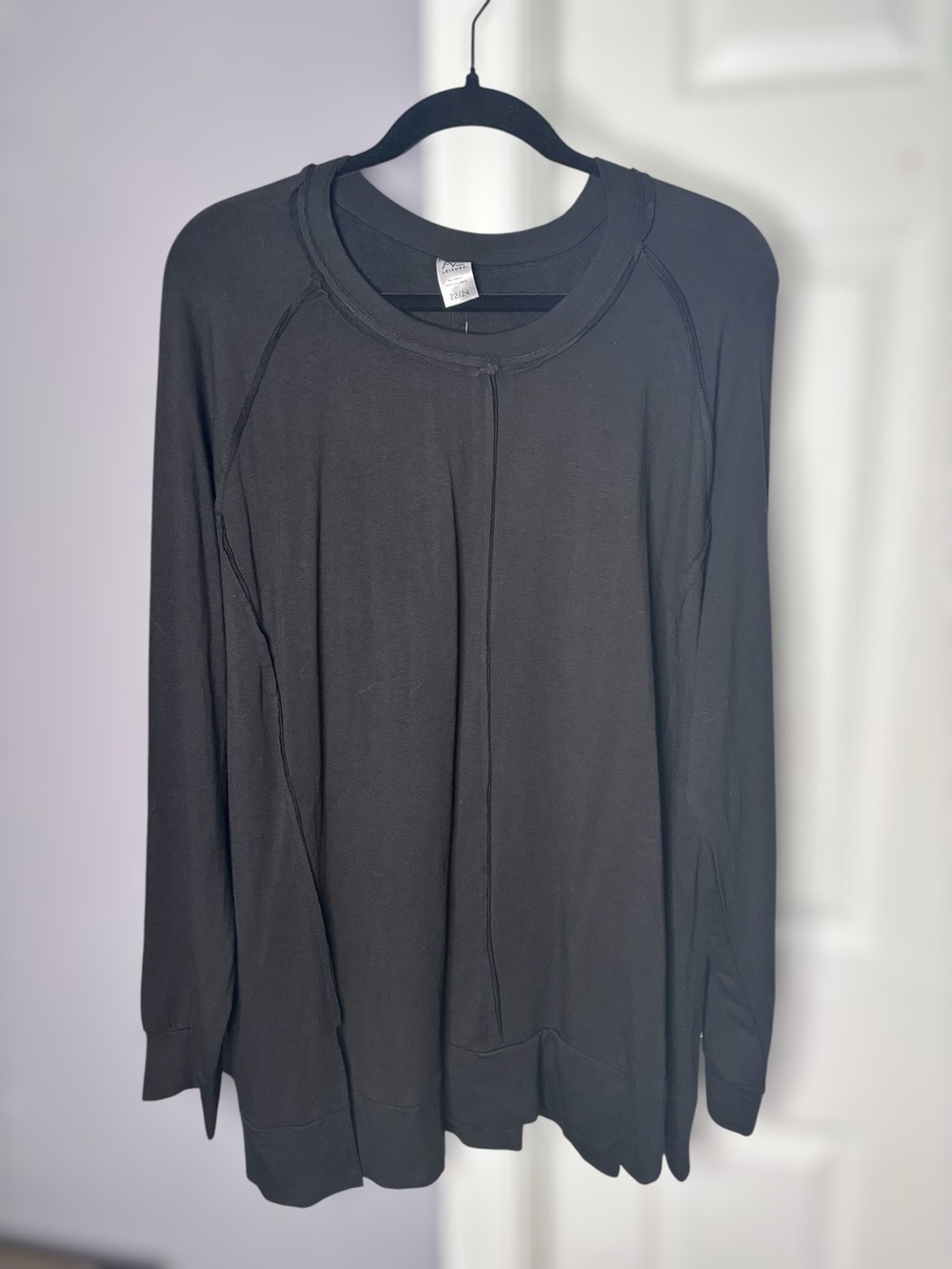 Avenue Black Rayon Spandex Luxe Sweatshirt Plus Size 22/24
